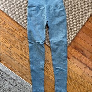 High-Waisted Seamless Blue Leggings